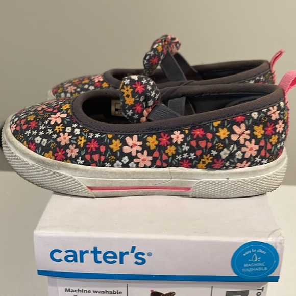 Carter’s Floral Print Sneakers - Picture 4 of 12